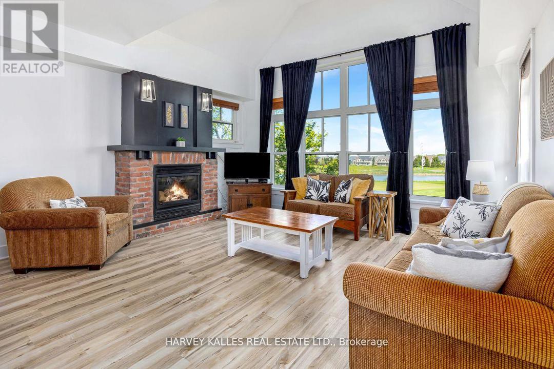 211 - 115 FAIRWAY COURT=null