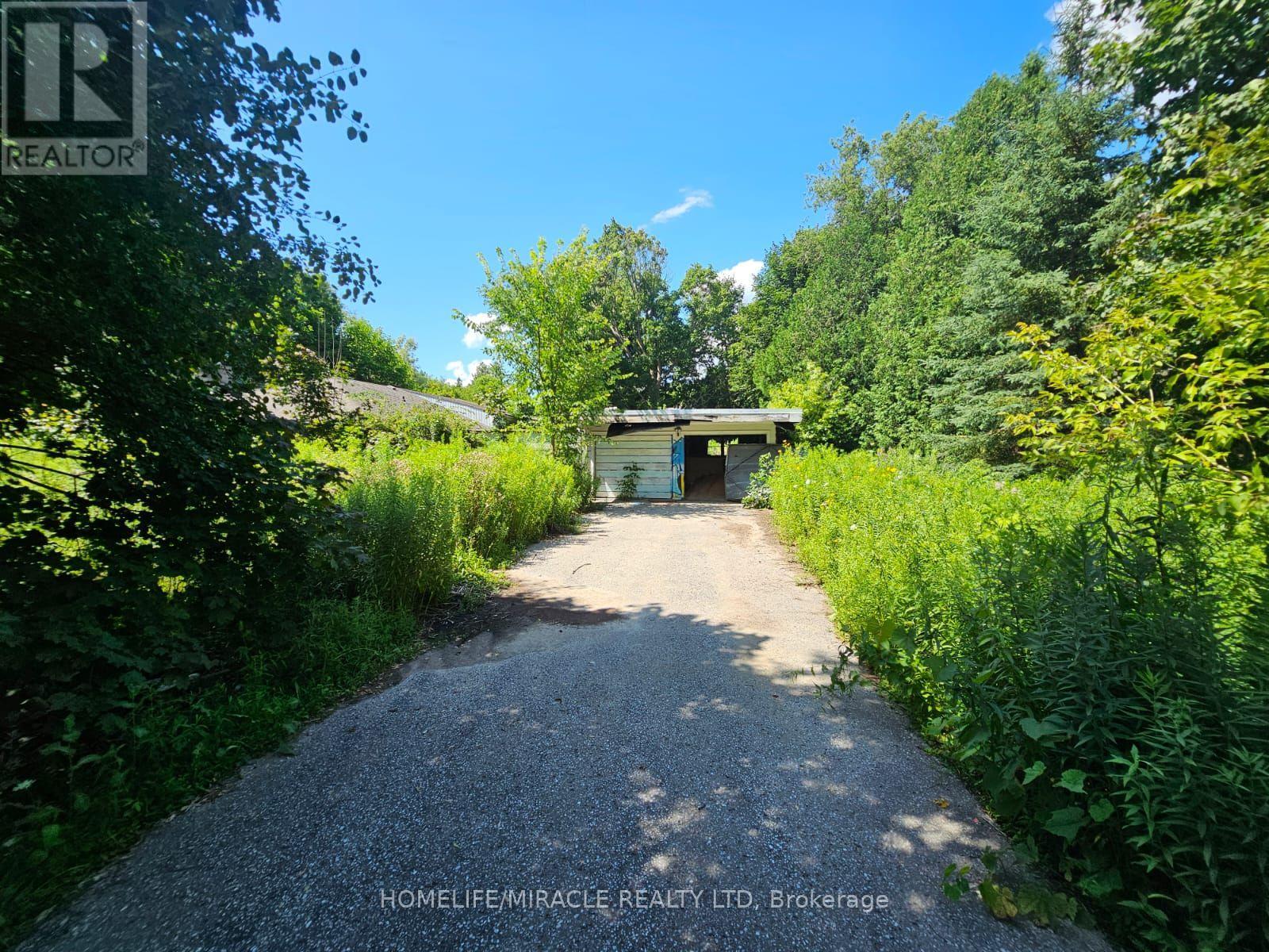 346 TAUNTON ROAD W=null