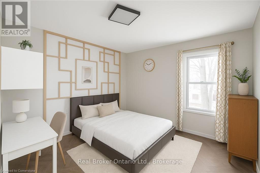 109 ARTHUR Street=Virtually staged