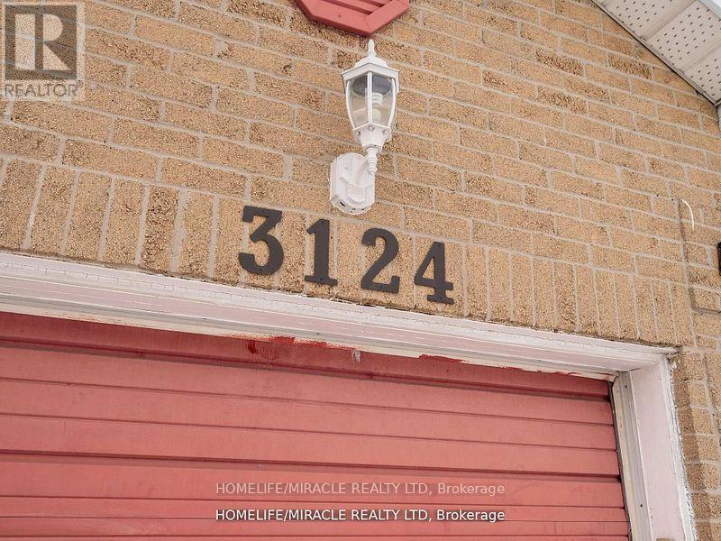 3124 PATRICK CRESCENT=null