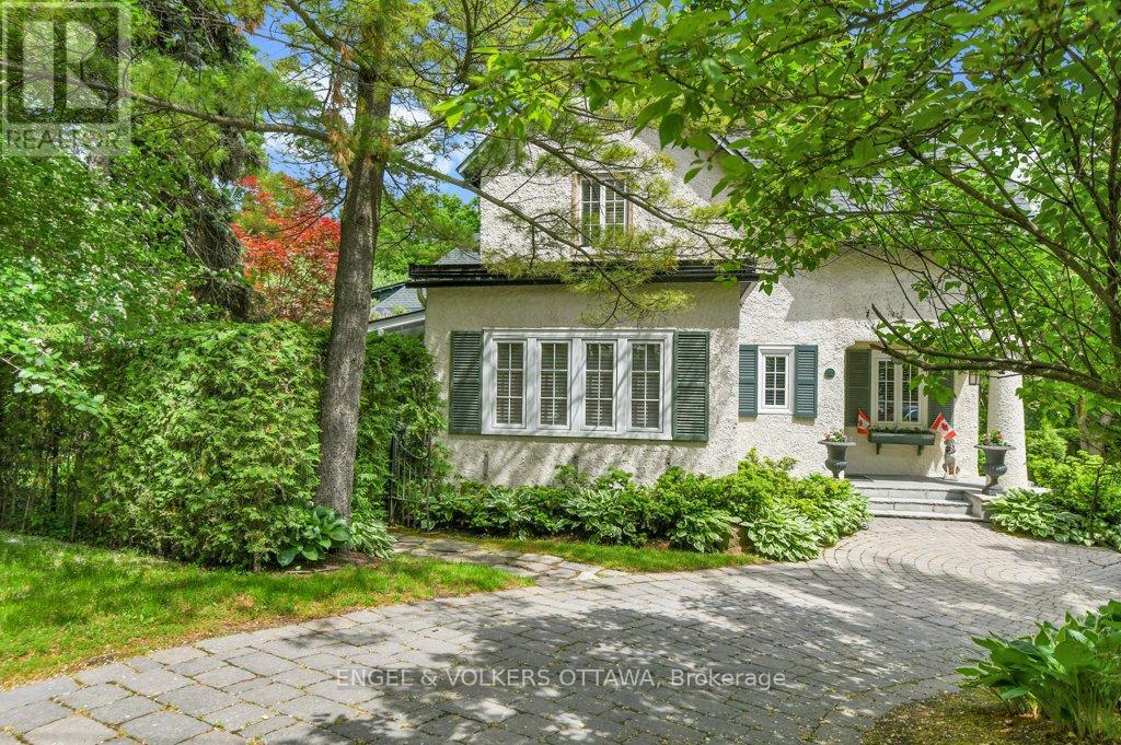 202 CLOVERDALE ROAD=null