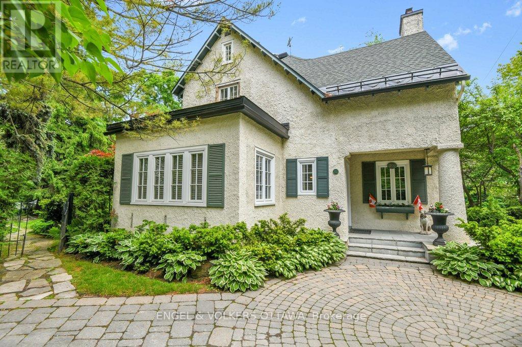 202 CLOVERDALE ROAD=null