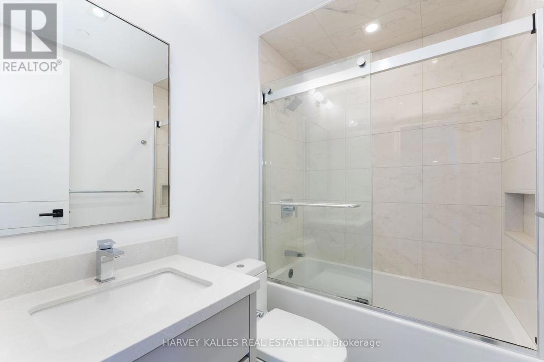1705 - 215 LONSDALE ROAD=null