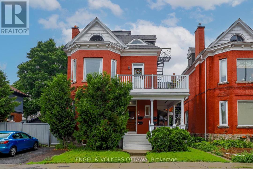 219 COBOURG STREET=219 Cobourg St.