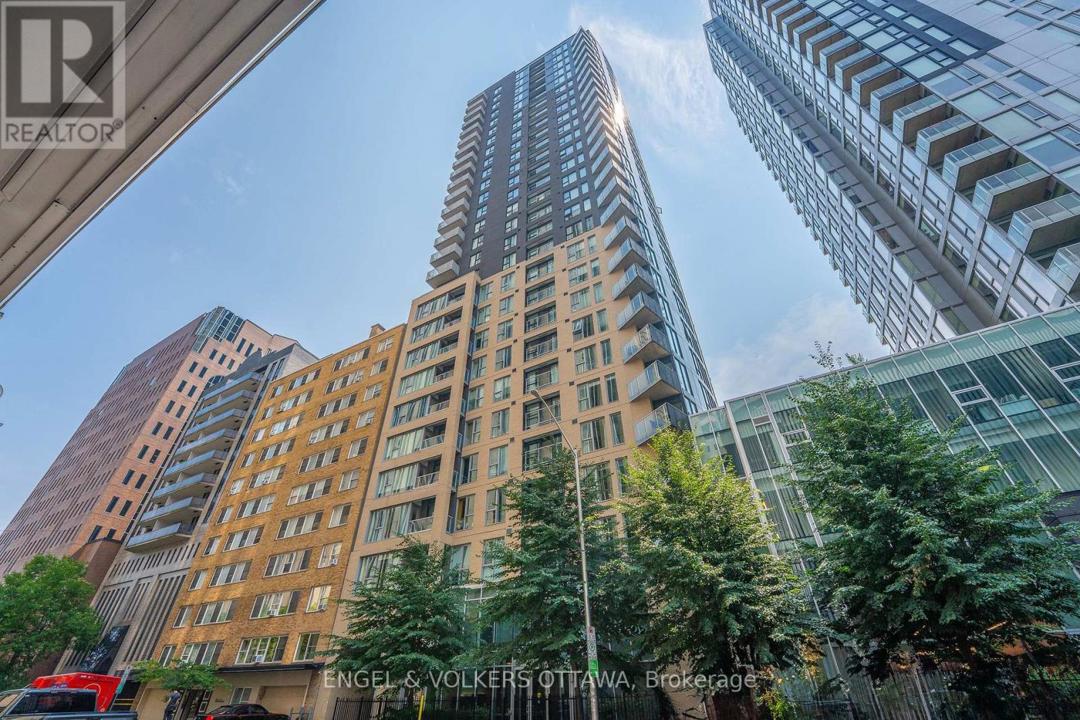 1104 - 40 NEPEAN STREET=null