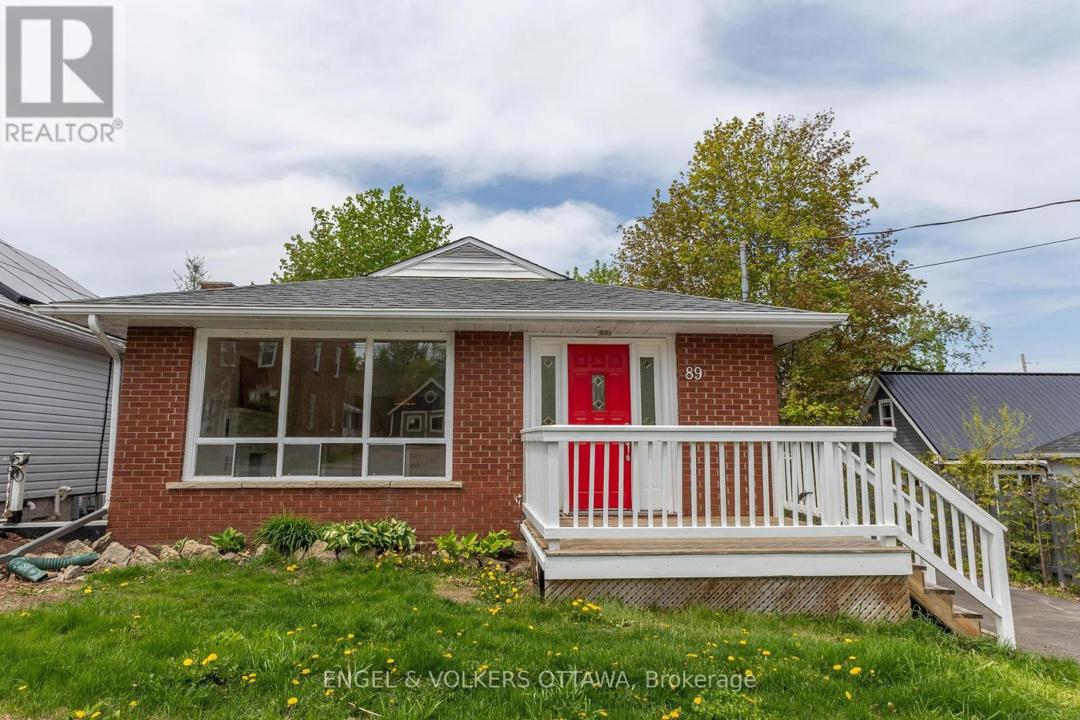 89 MUNRO STREET=null