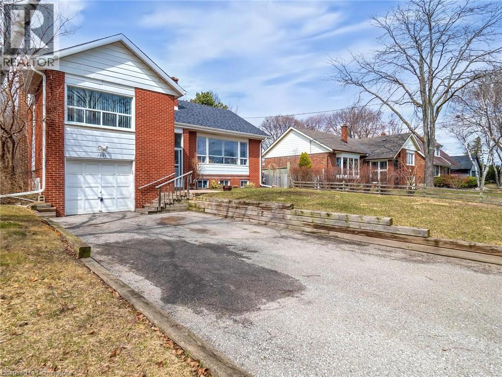 1821 CHRISTOPHER Road=null