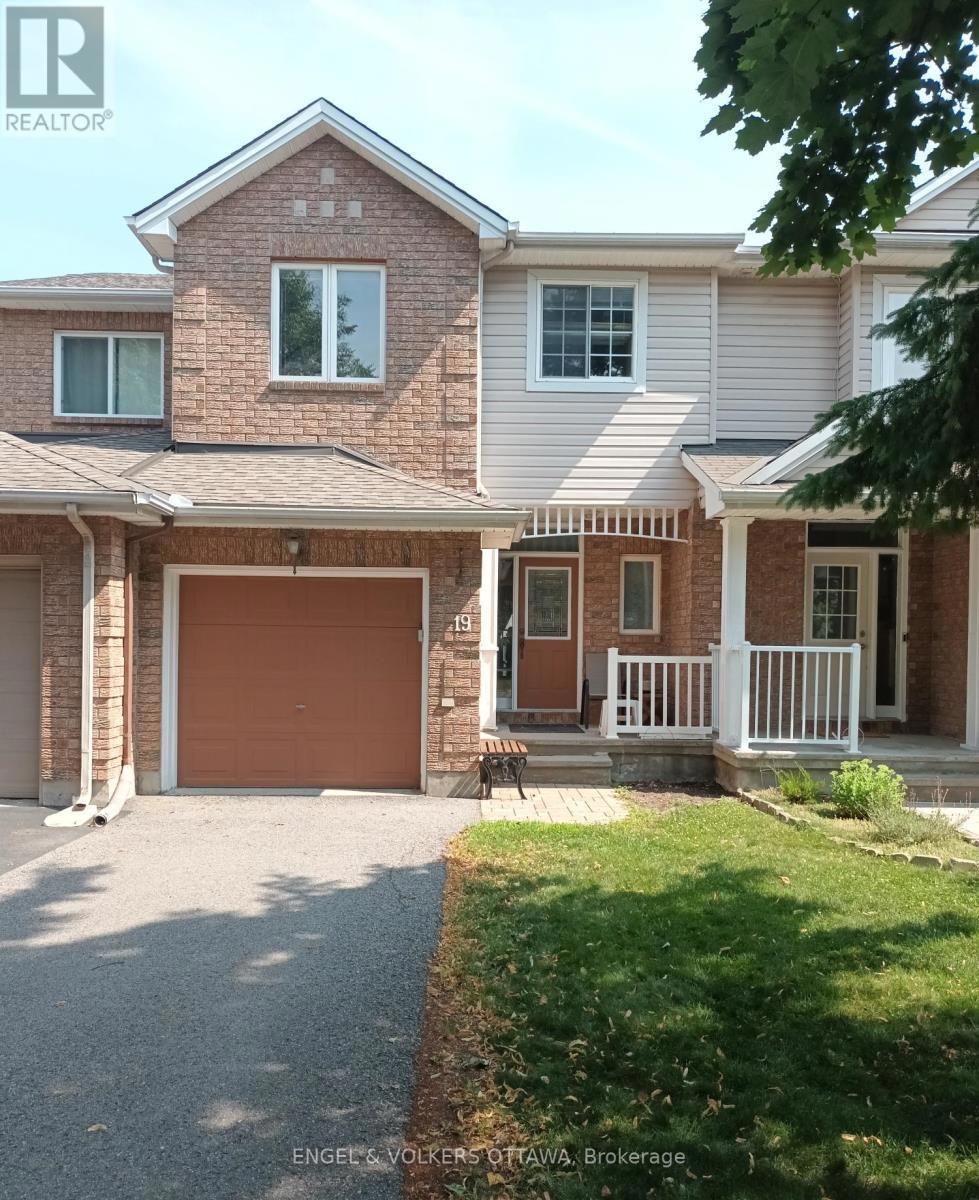 19 MILNER DOWNS CRESCENT=null