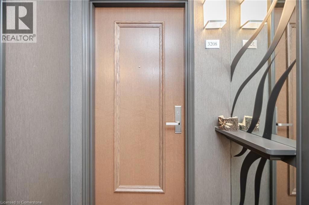 45 KINGSBRIDGE GARDEN Circle Unit# 3208=null