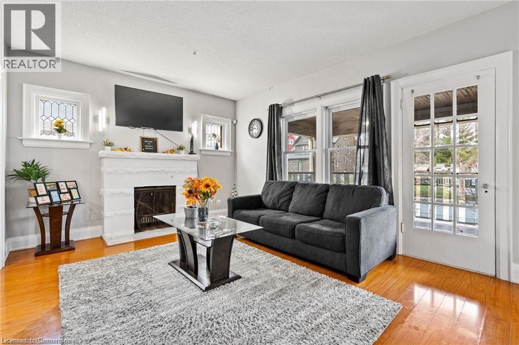 5317 THIRD Avenue=null