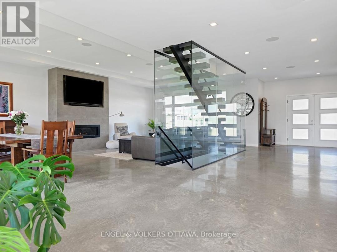 46 FOREST HILL ROAD=null
