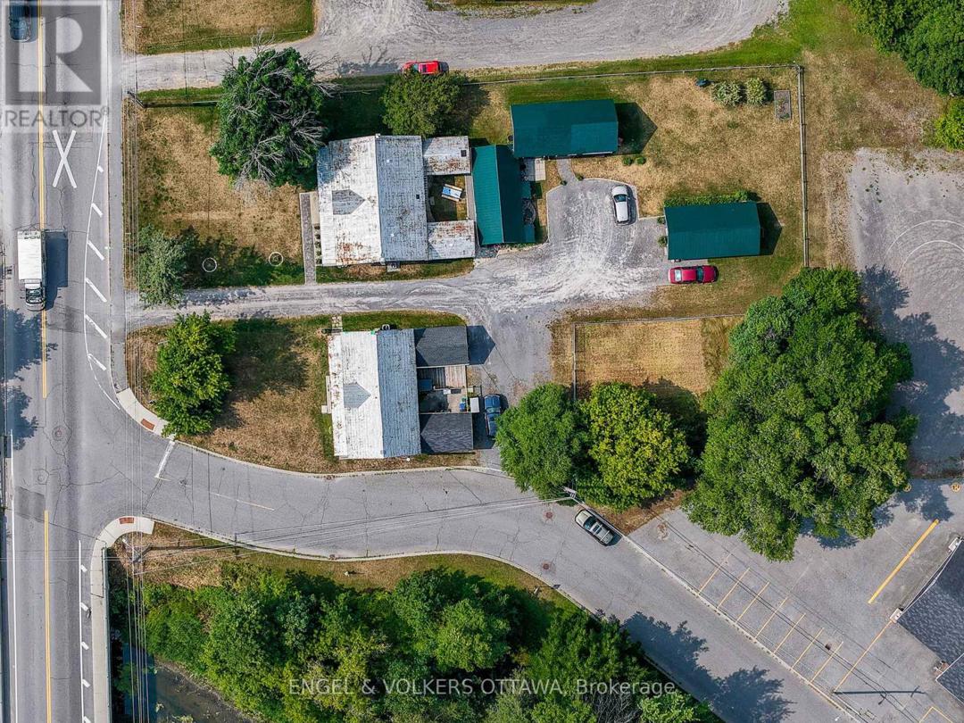 3698 CARP ROAD=null