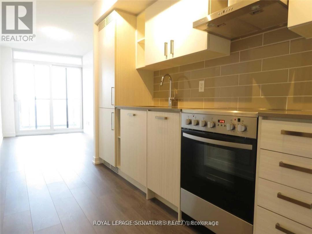 2013 - 125 REDPATH AVENUE=null