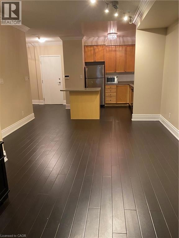 3880 DUKE OF YORK Boulevard Unit# 202=null