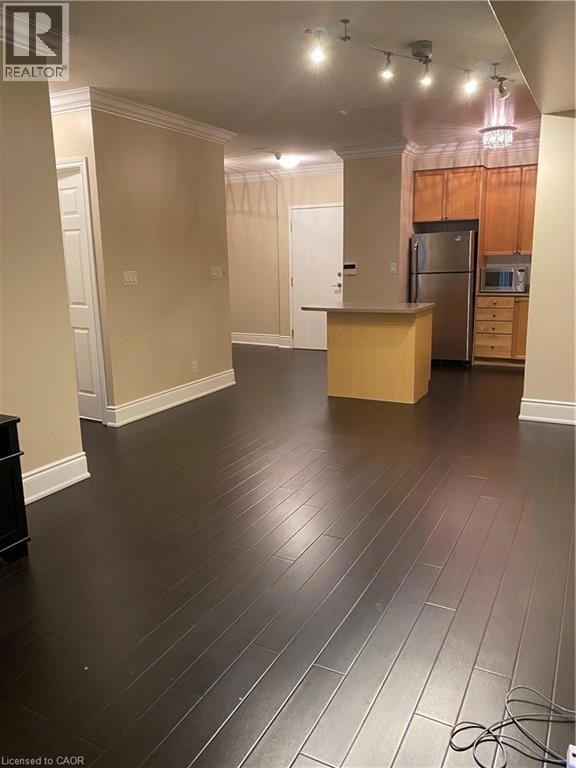 3880 DUKE OF YORK Boulevard Unit# 202=null