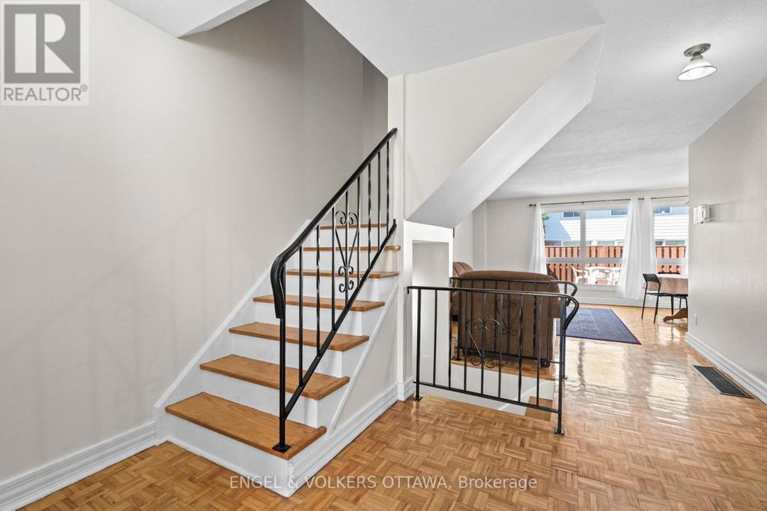 189 BIRCH HILL PRIVATE=null