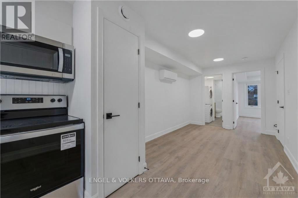2 - 6B MONK STREET=null
