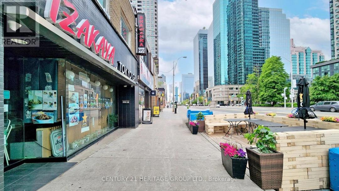 5171 YONGE STREET=null