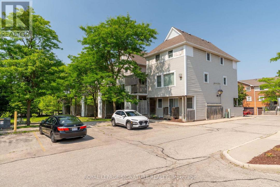 55 - 461 BEECHWOOD PLACE=null