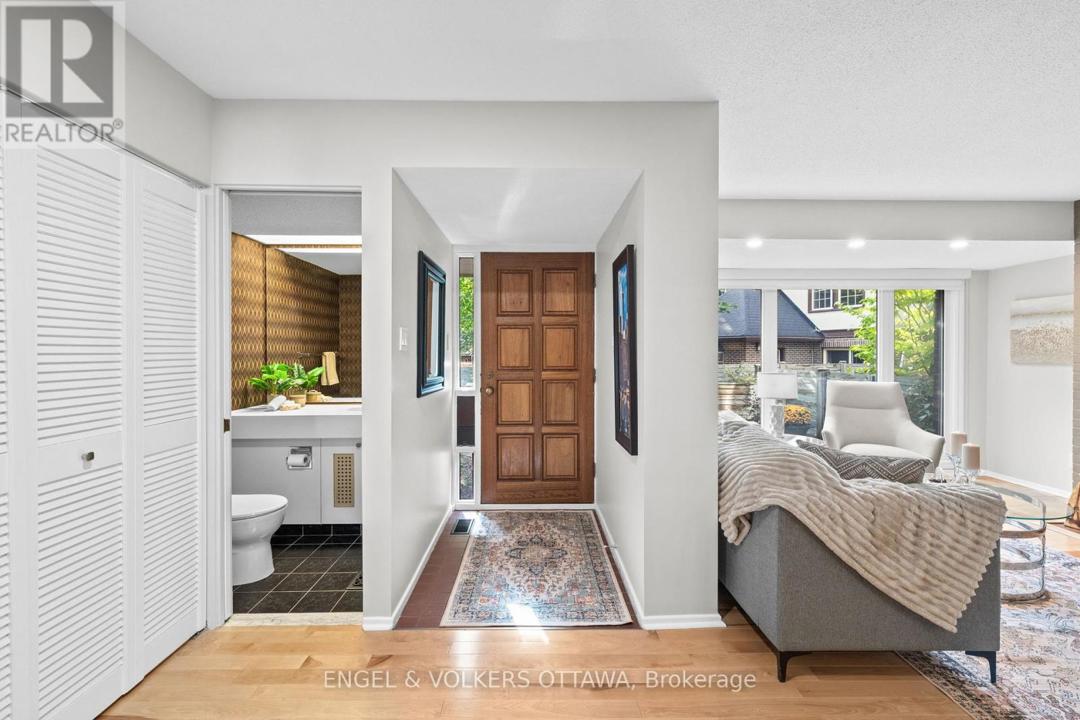 35 - 35 BELVEDERE CRESCENT=null