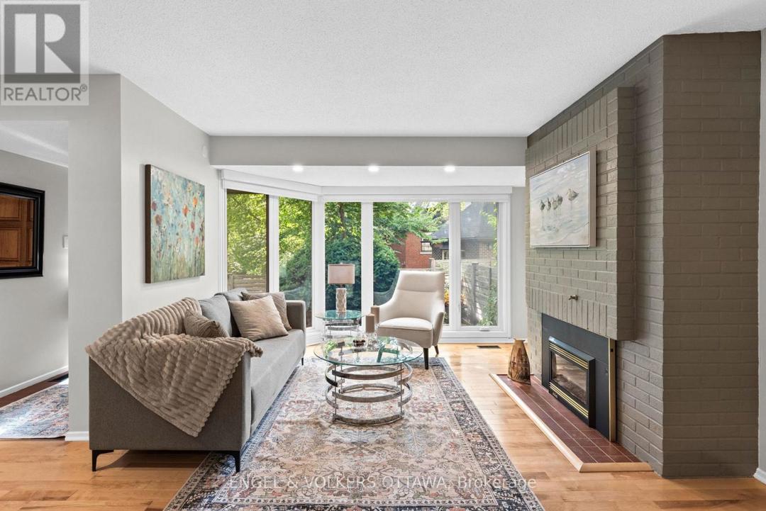 35 - 35 BELVEDERE CRESCENT=null