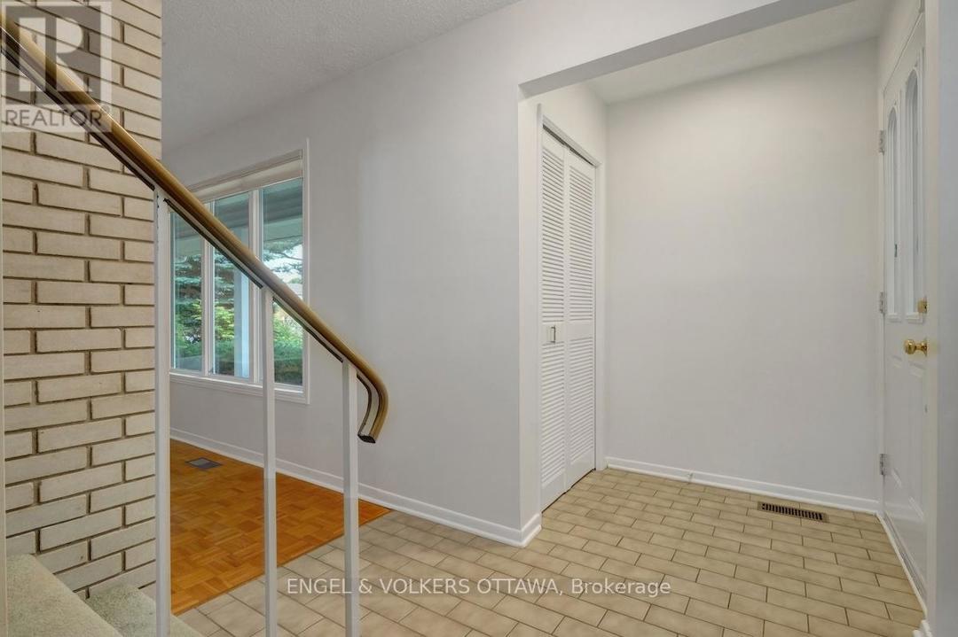 29 QUALICUM STREET=null