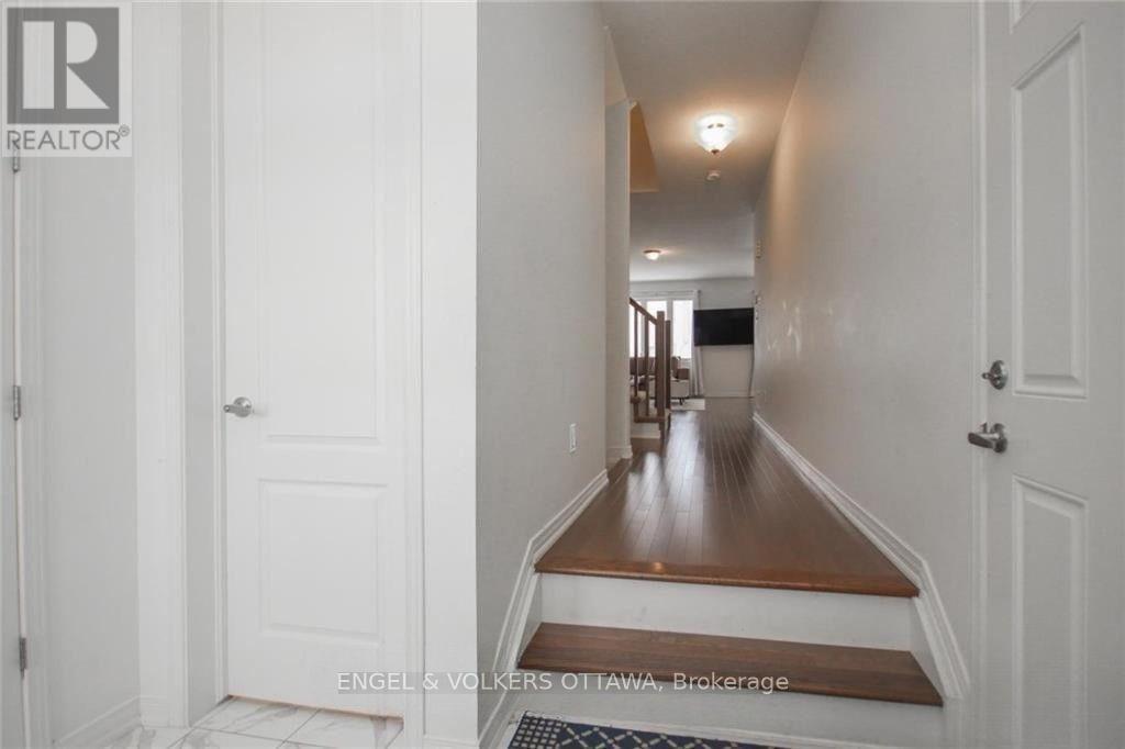 507 TULIP TREE WAY=null