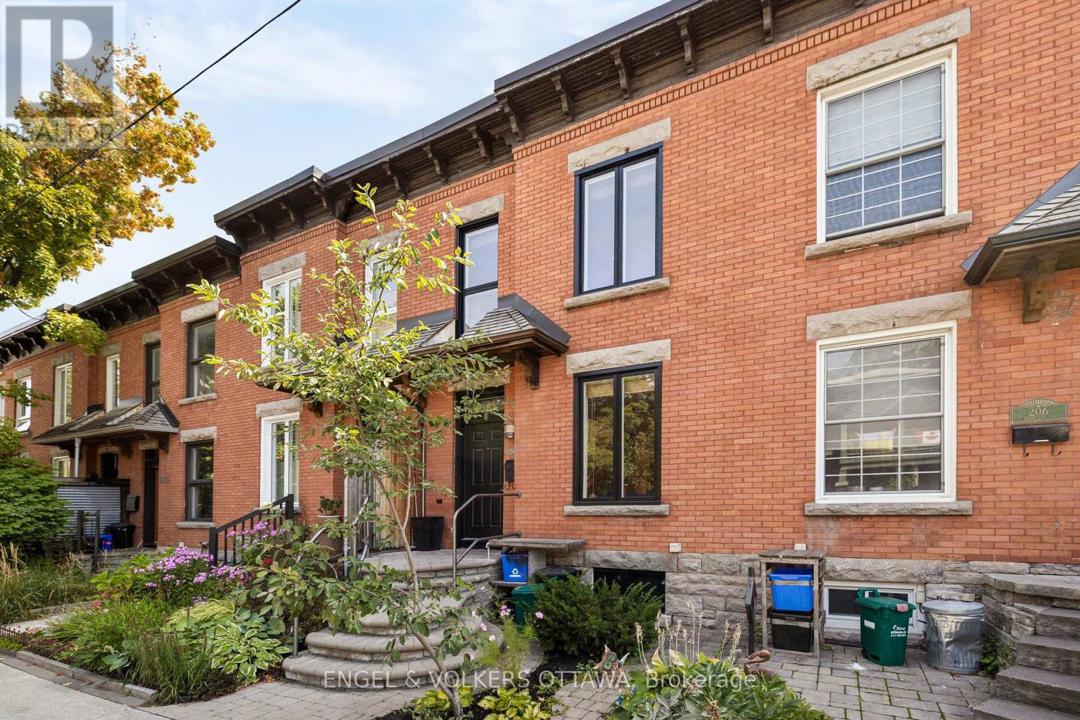 204 FLORENCE STREET=null