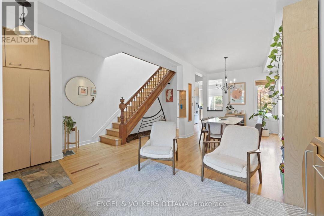 204 FLORENCE STREET=null