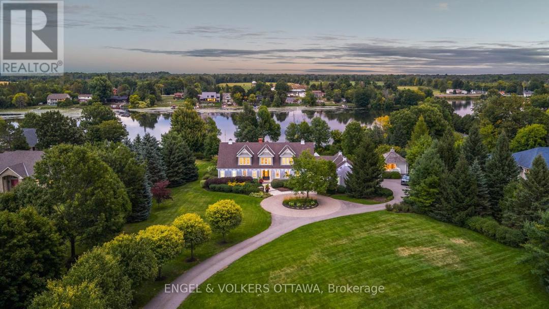6029 RIDEAU VALLEY DRIVE N=null