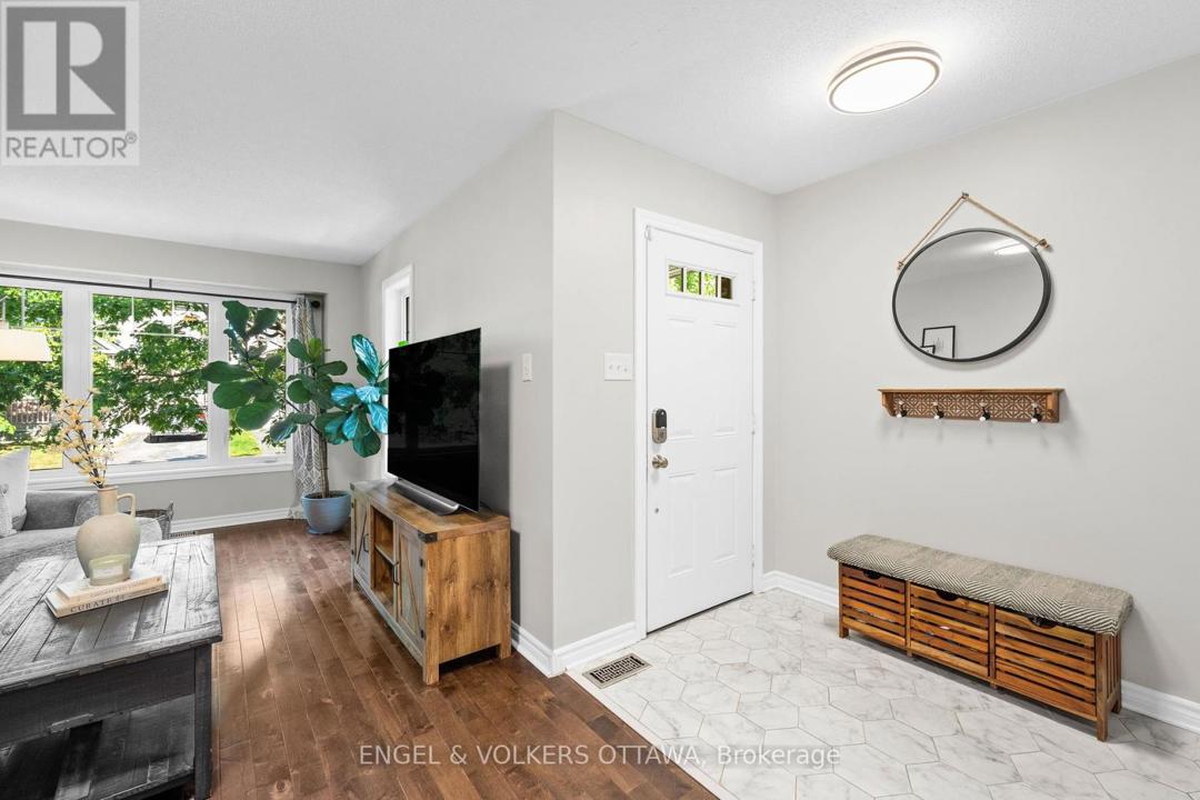 416 VENDEVALE AVENUE=null