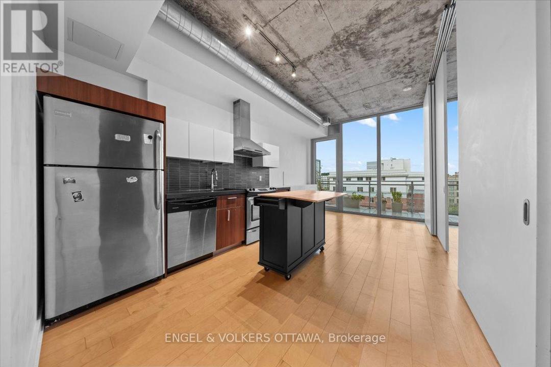 940 - 340 MCLEOD STREET=Unit 940