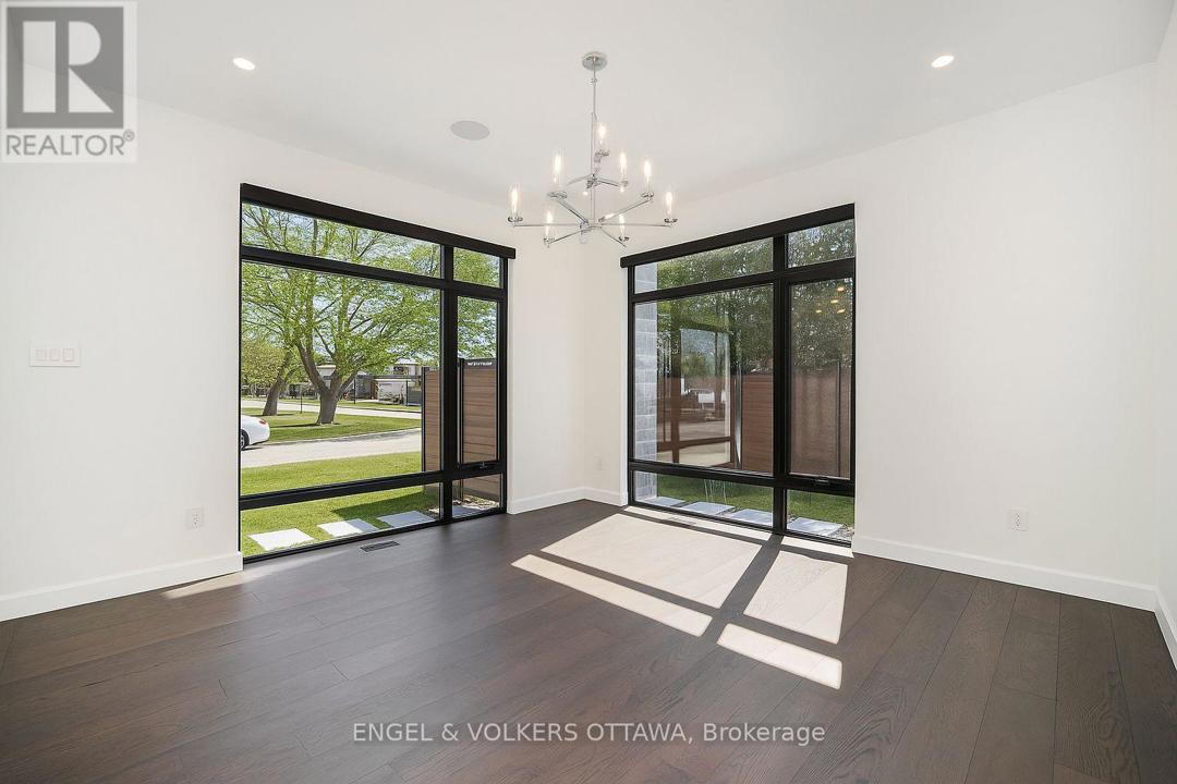 888 MELWOOD AVENUE=null