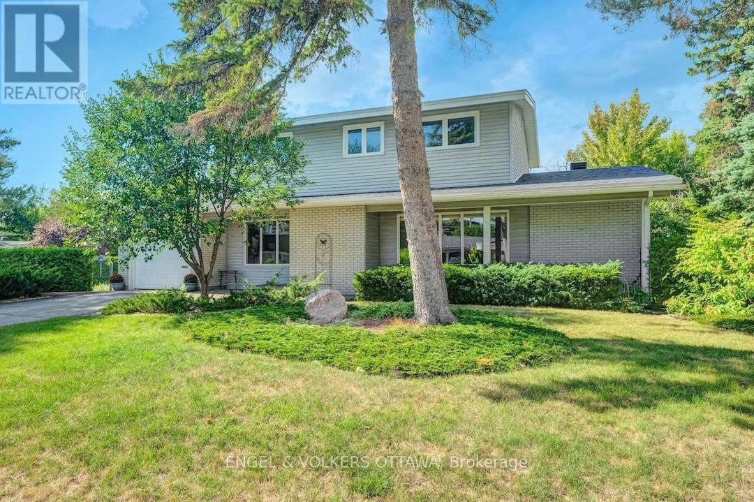 29 QUALICUM STREET=null