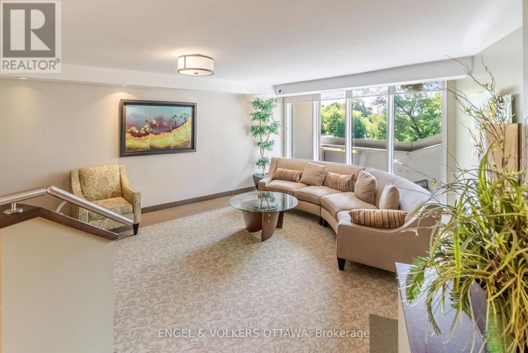 606 - 1171 AMBLESIDE DRIVE=null