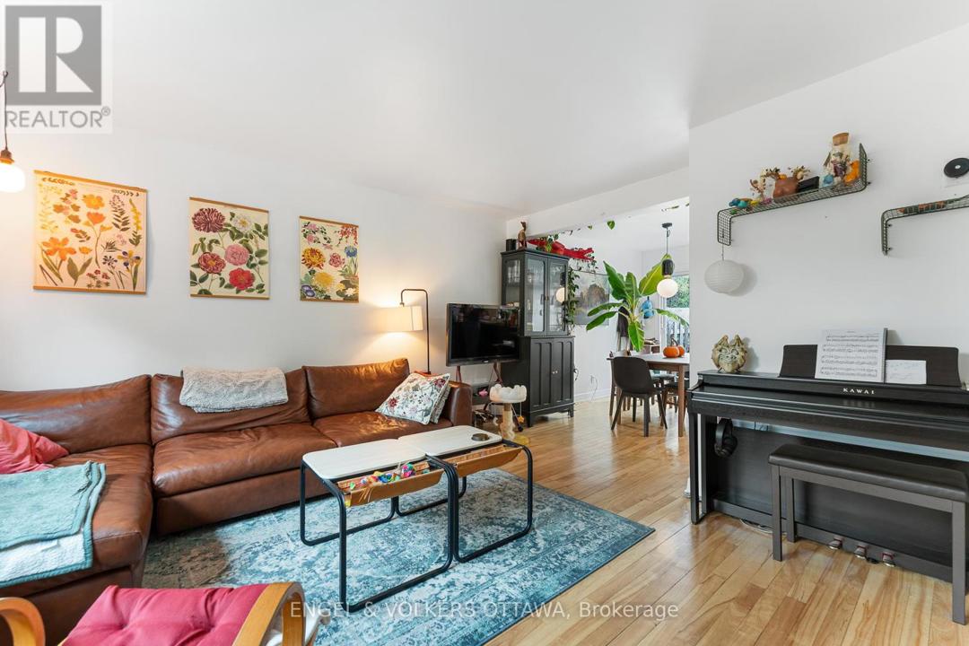 1236 SUMMERVILLE AVENUE=null