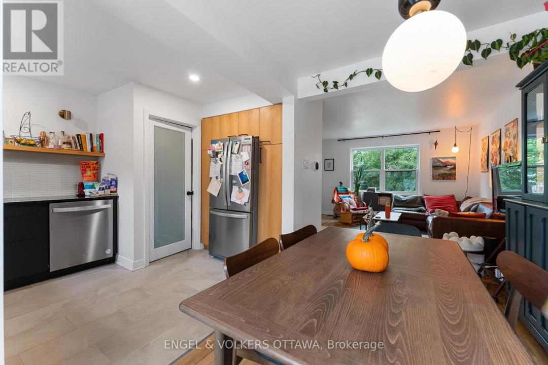 1236 SUMMERVILLE AVENUE=null