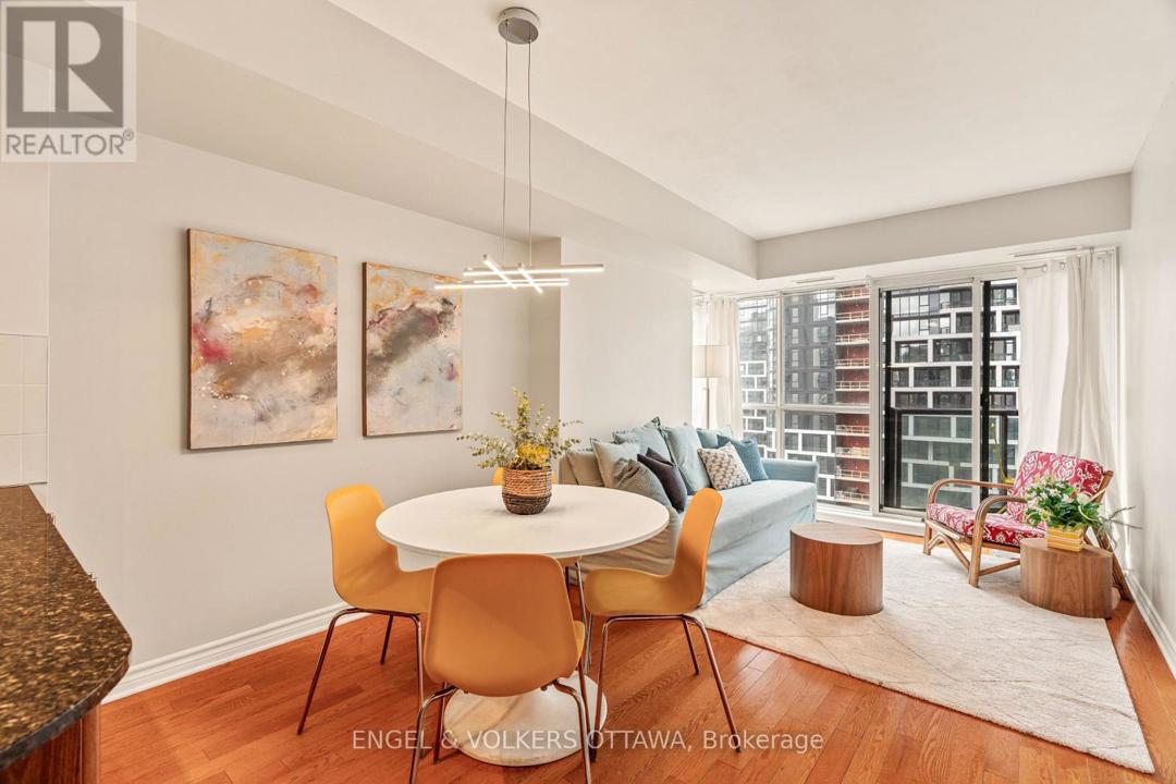 1403 - 445 LAURIER AVENUE W=null