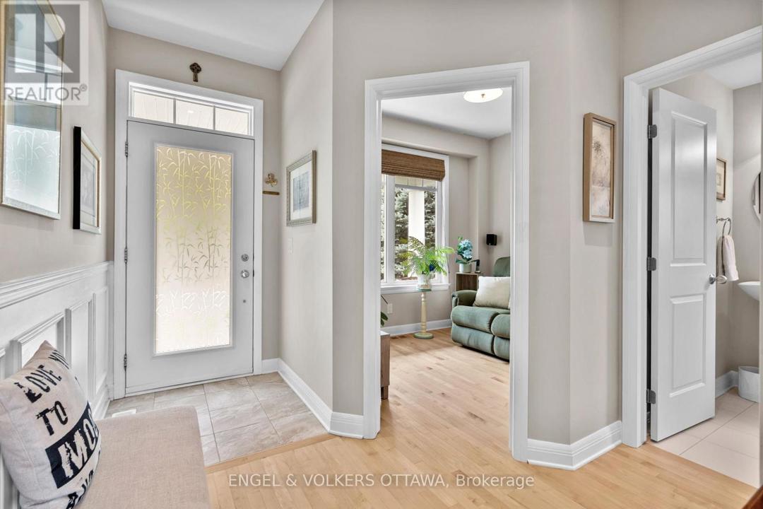 27 ESQUIMAULT AVENUE=null