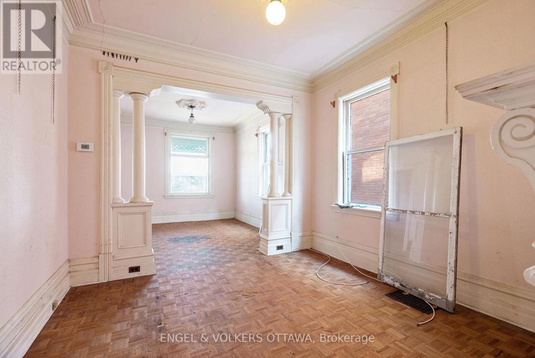 164 BAYSWATER AVENUE=null