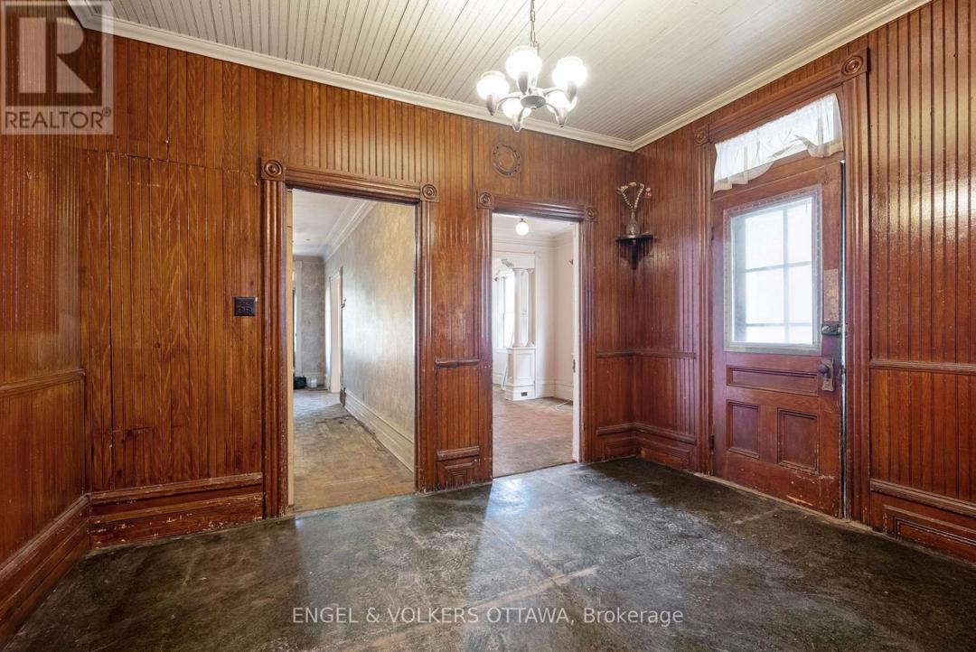 164 BAYSWATER AVENUE=null