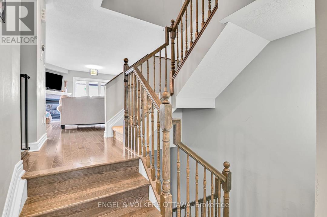 123 WATERFERN WAY=null